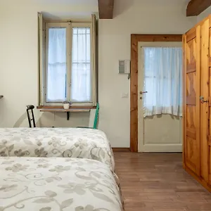 https://la-corte-di-emily-ap-2.it-lombardy.com